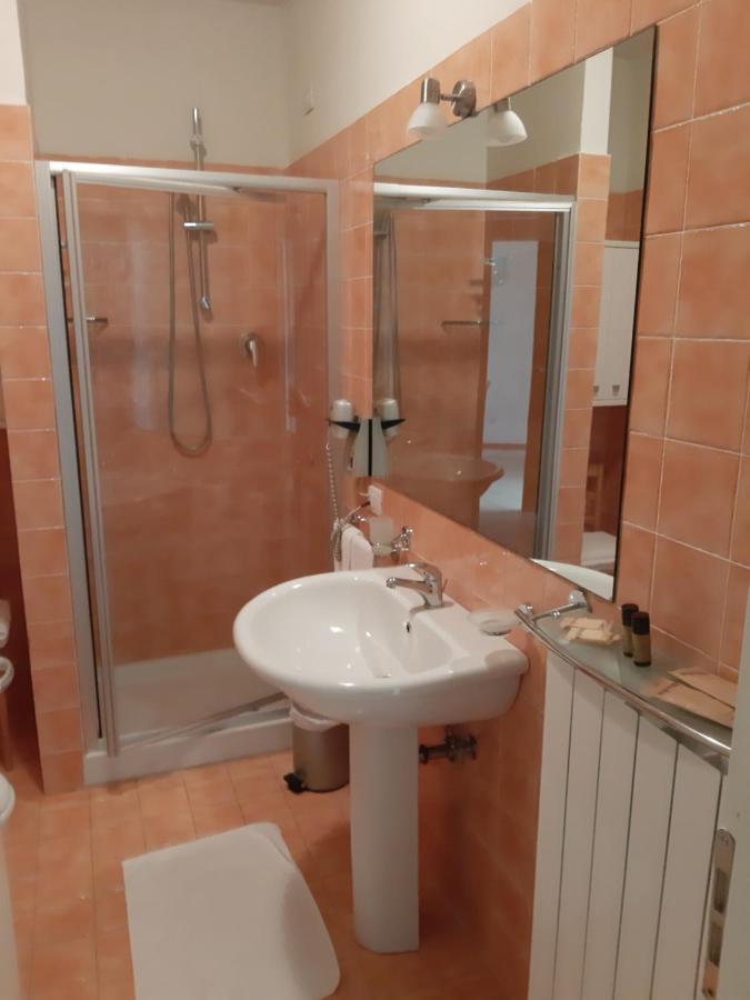 Residence Terme Di San Giacomo Sarnano Zewnętrze zdjęcie